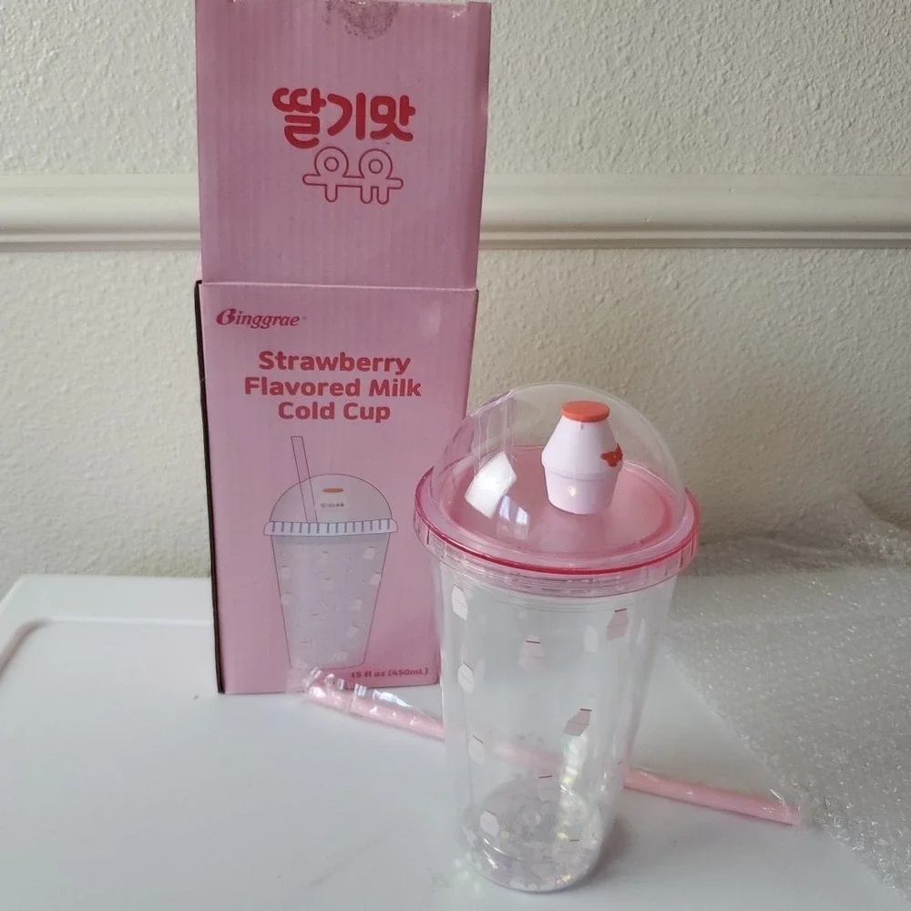 Binggrae Strawberry Flavored Milk Cold Cup 15oz Tumbler with Straw Dome Lid NEW